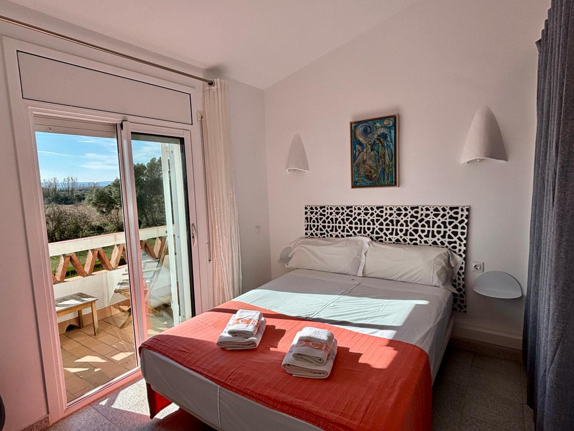 ל'אסטרטיט Casas Plus Costa Brava מראה חיצוני תמונה