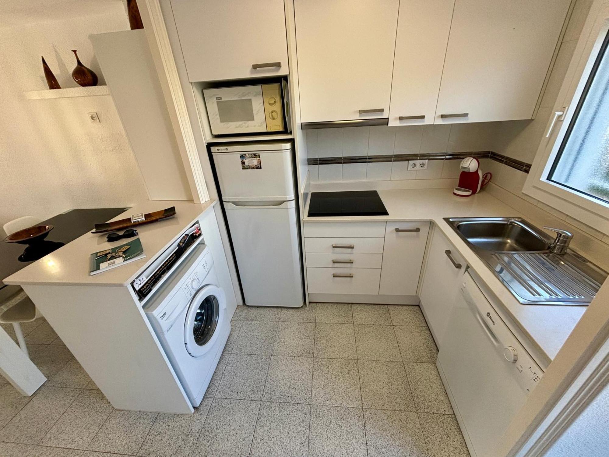 ל'אסטרטיט Casas Plus Costa Brava מראה חיצוני תמונה