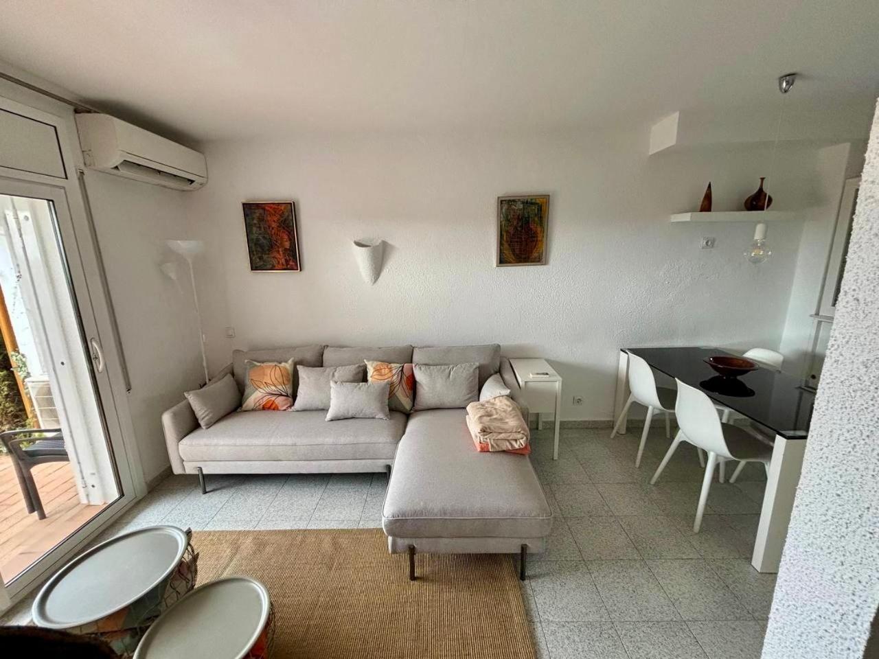 ל'אסטרטיט Casas Plus Costa Brava מראה חיצוני תמונה