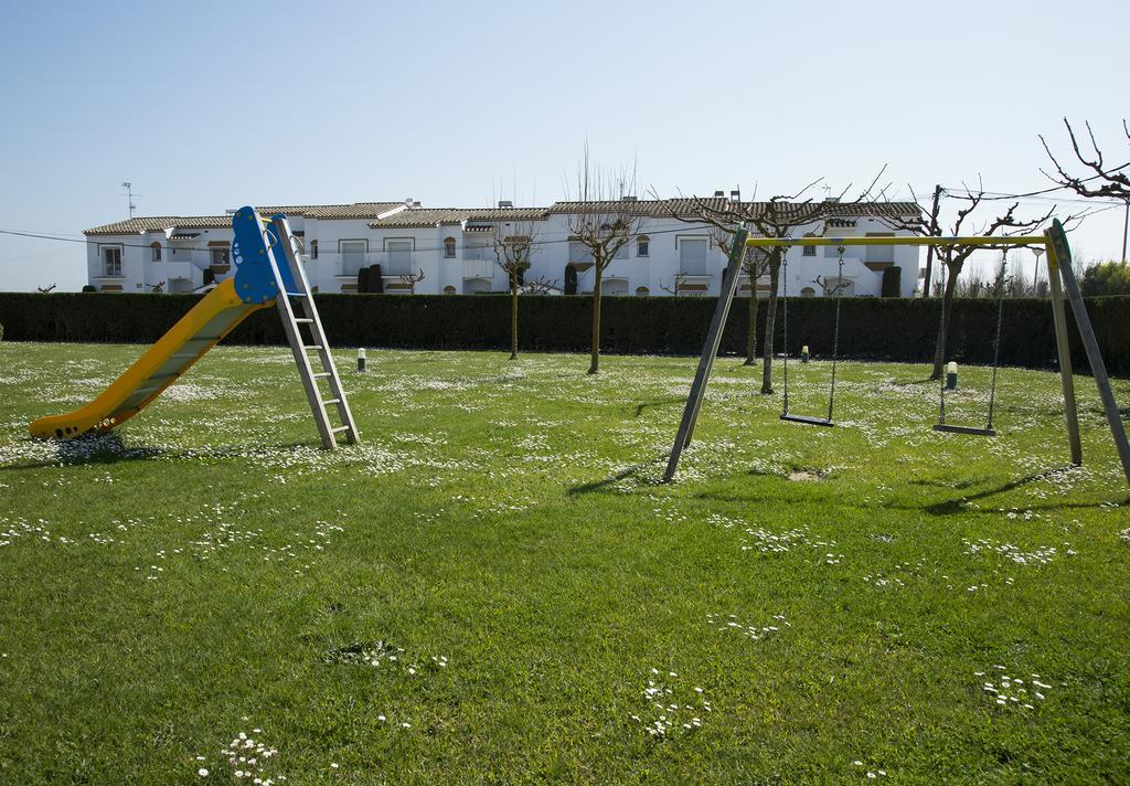 ל'אסטרטיט Casas Plus Costa Brava מראה חיצוני תמונה
