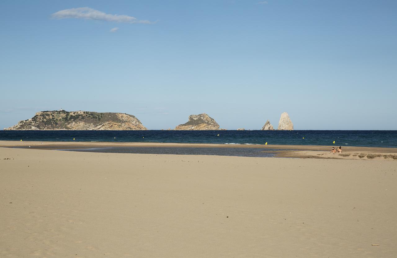 ל'אסטרטיט Casas Plus Costa Brava מראה חיצוני תמונה